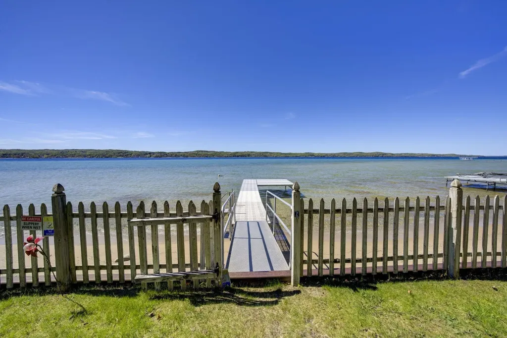 488 S Stony Point Road Suttons Bay Township MI 49682