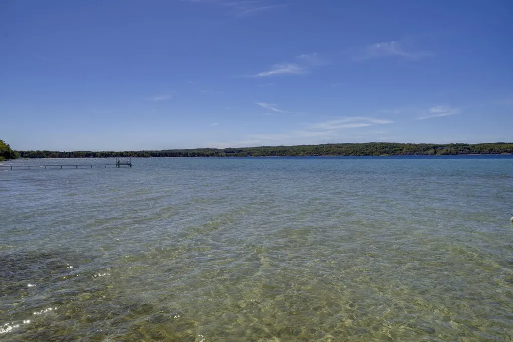 488 S Stony Point Road Suttons Bay Township MI 49682