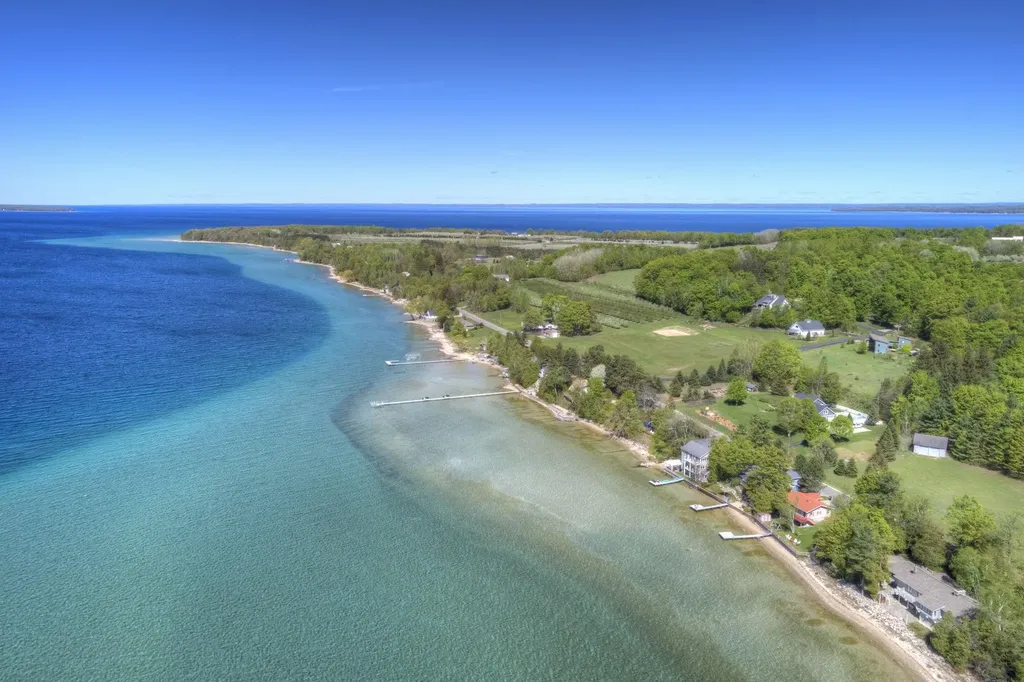 488 S Stony Point Road Suttons Bay Township MI 49682