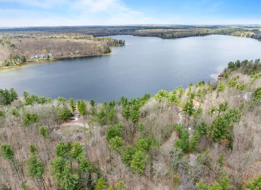 5414 Birch Glen Road Almira Township MI 49650