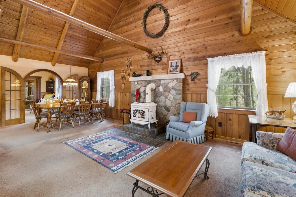 5414 Birch Glen Road Almira Township MI 49650