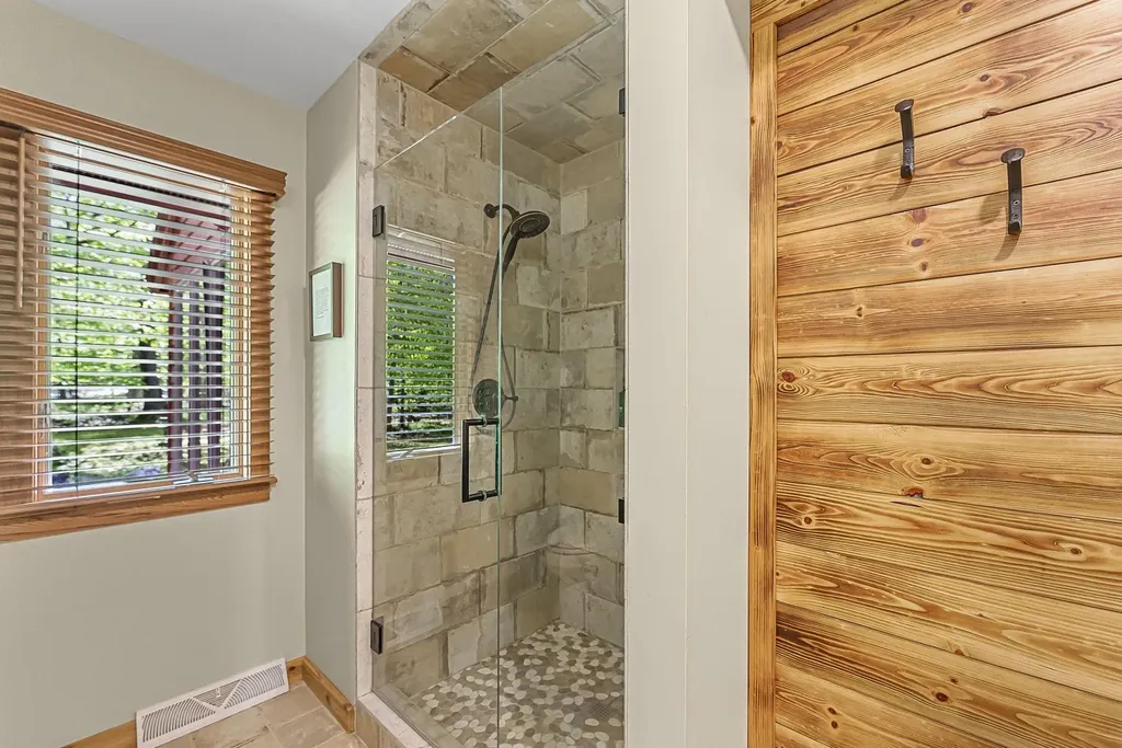 4021 E Oxford Drive Leland Township MI 49654