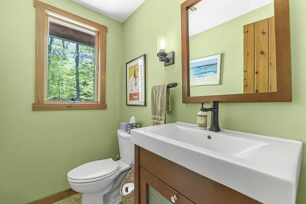 4021 E Oxford Drive Leland Township MI 49654