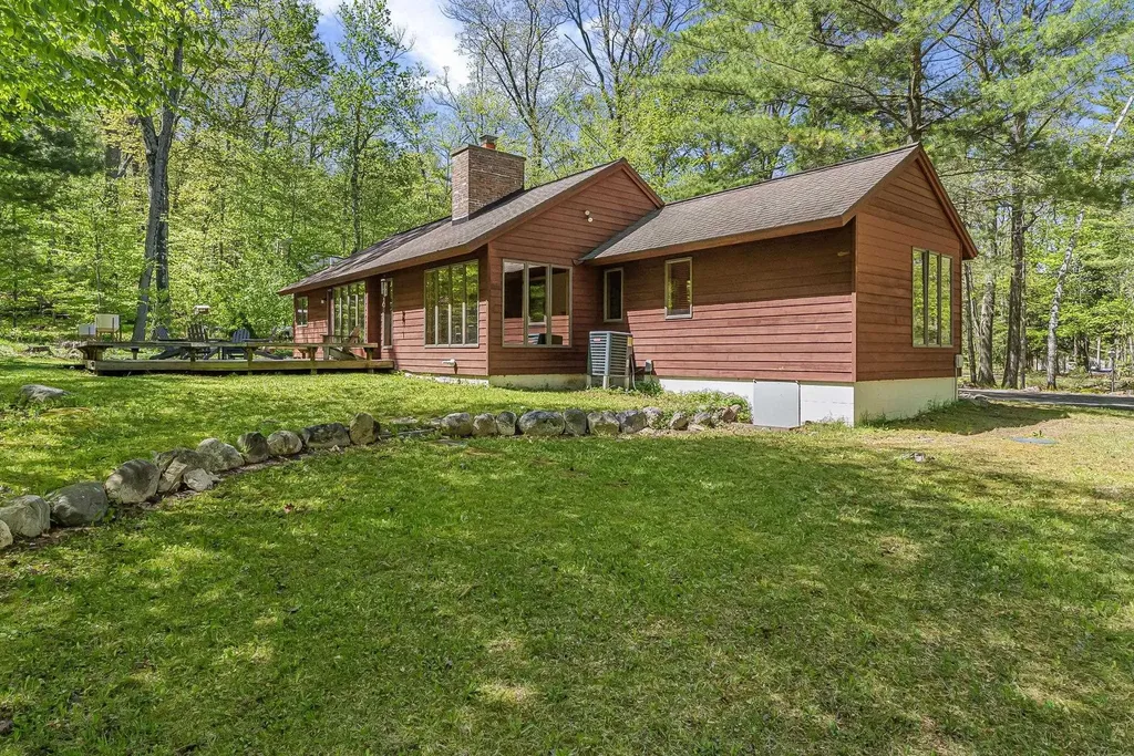 4021 E Oxford Drive Leland Township MI 49654