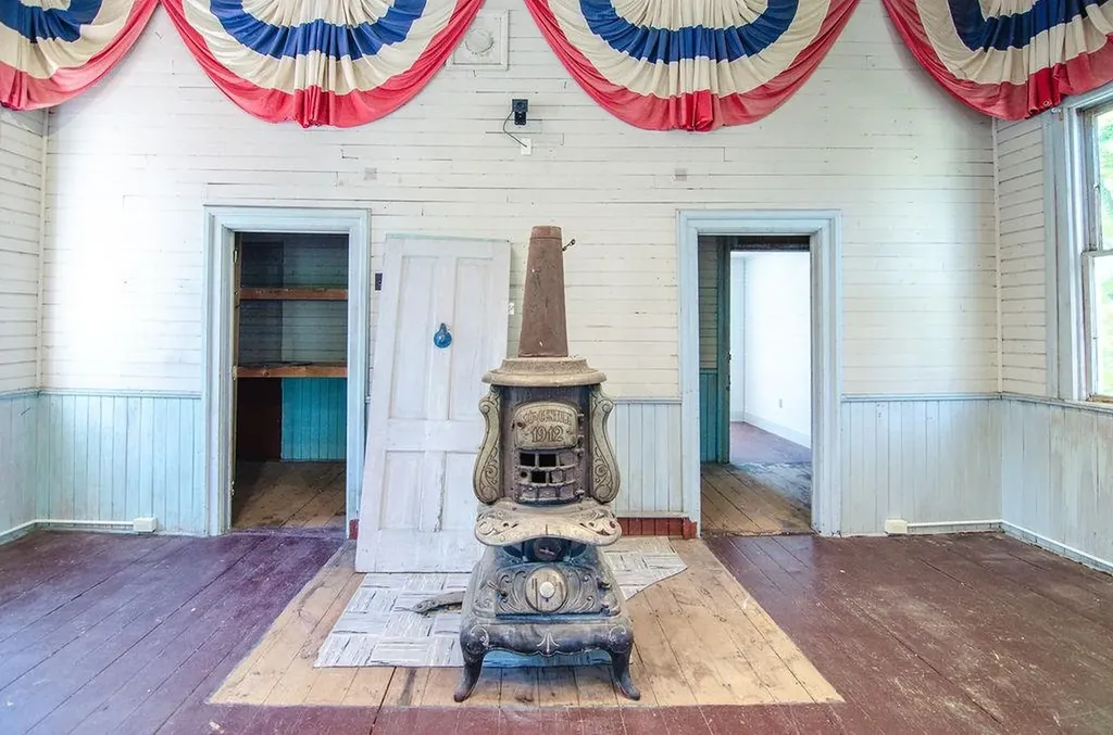 9053 Helena Road Helena Township MI 49612