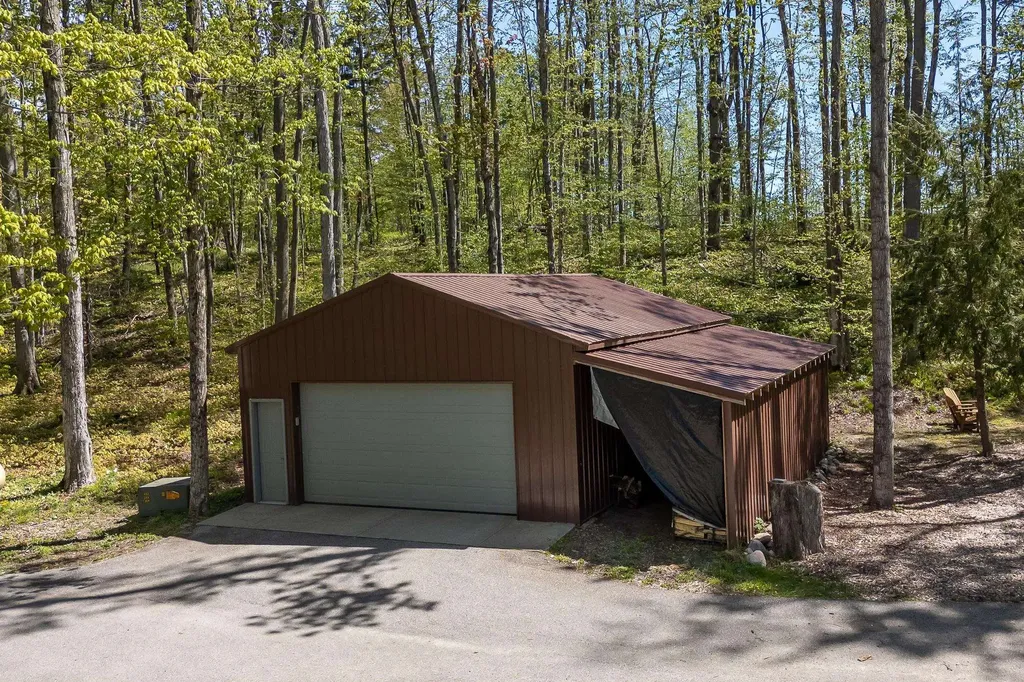 7310 Stolt Hayes Township MI 49720