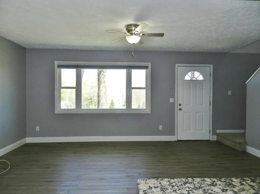 249 Peach Tree Drive East Bay Township MI 49896