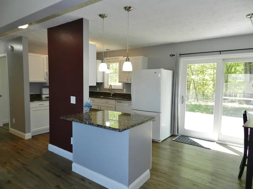 249 Peach Tree Drive East Bay Township MI 49896