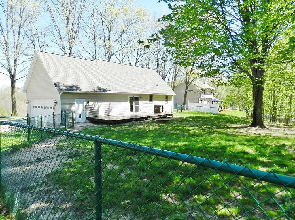 249 Peach Tree Drive East Bay Township MI 49896