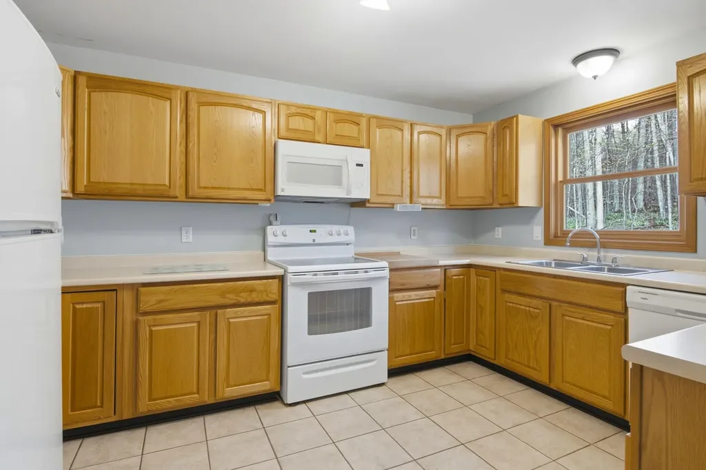 1014 Fairview Road Benzonia Township MI 49617