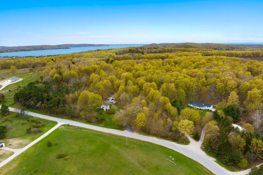1014 Fairview Road Benzonia Township MI 49617