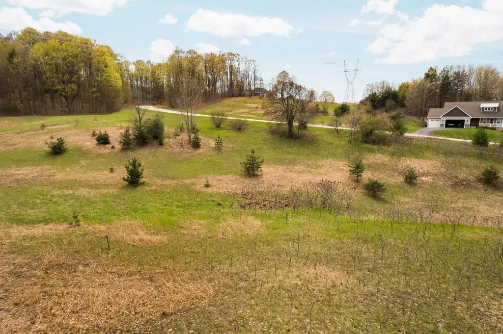 42 Farm Lane East Bay Township MI 49696