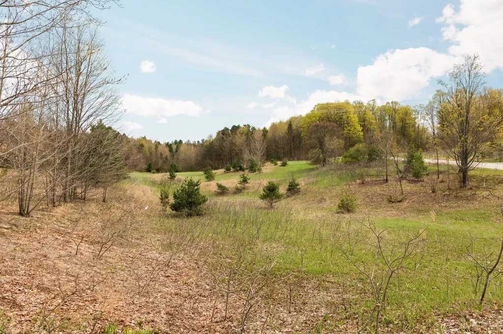 42 Farm Lane East Bay Township MI 49696