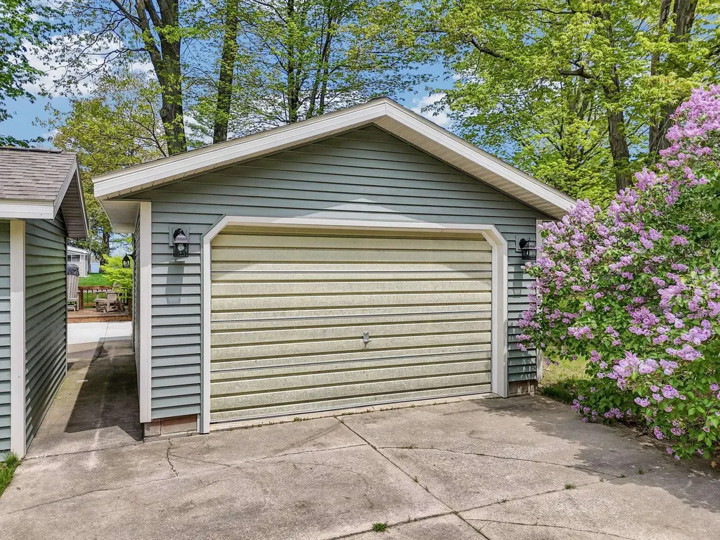 1849 S Goldenrod Lake Township MI 49651