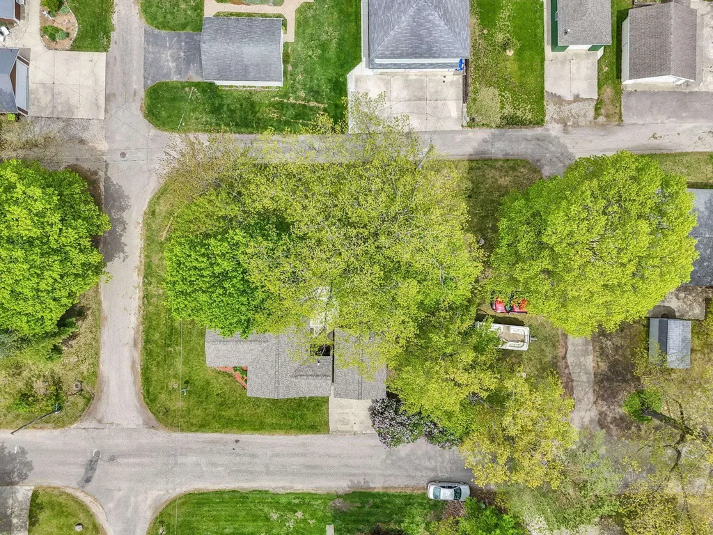 1849 S Goldenrod Lake Township MI 49651