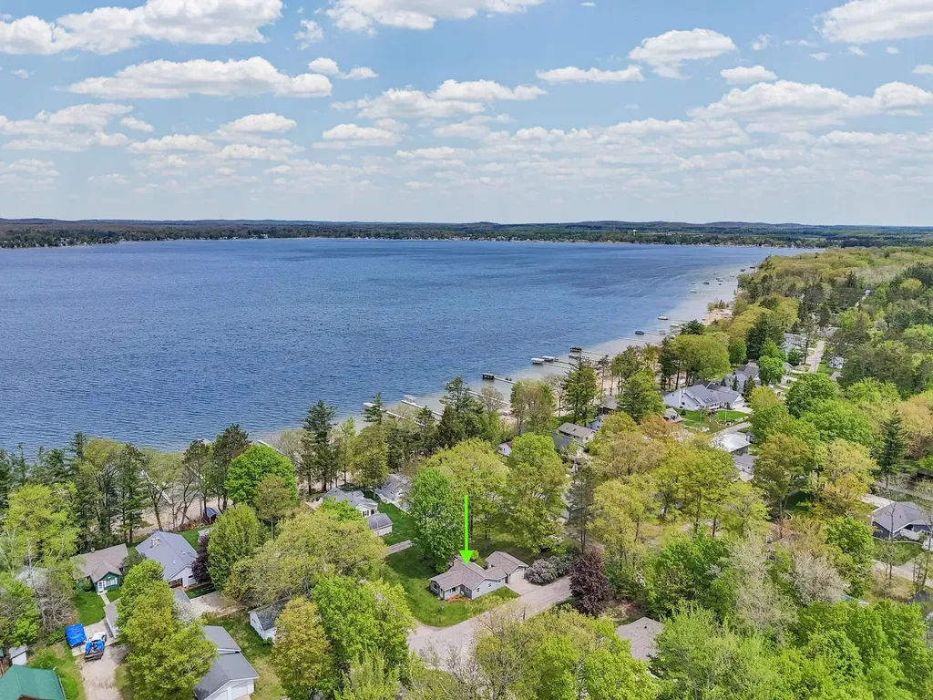 1849 S Goldenrod Lake Township MI 49651