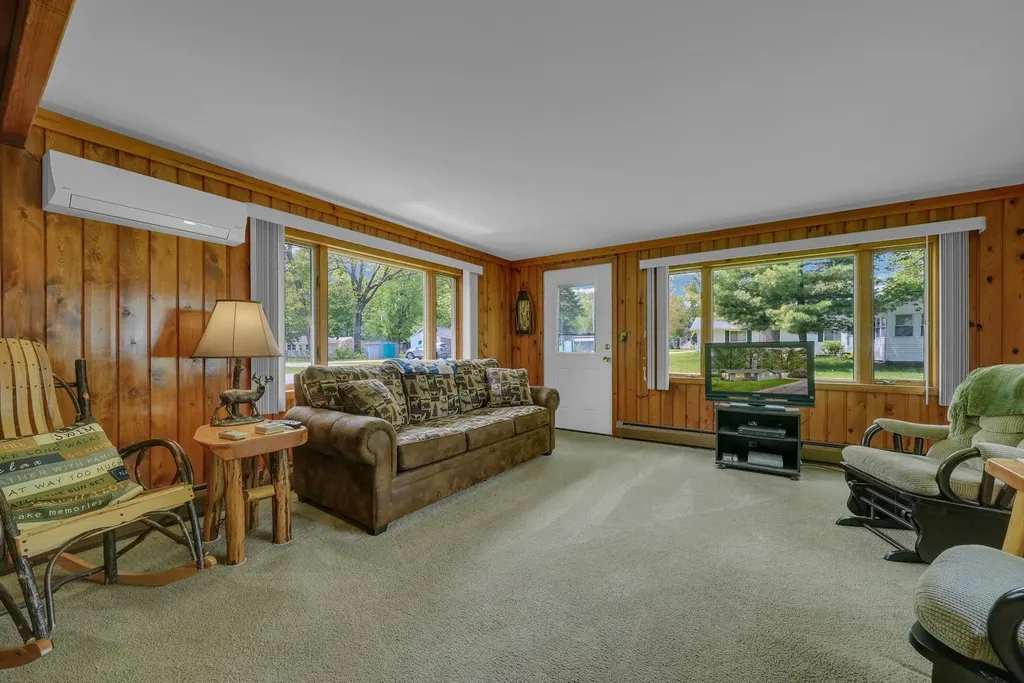 1849 S Goldenrod Lake Township MI 49651