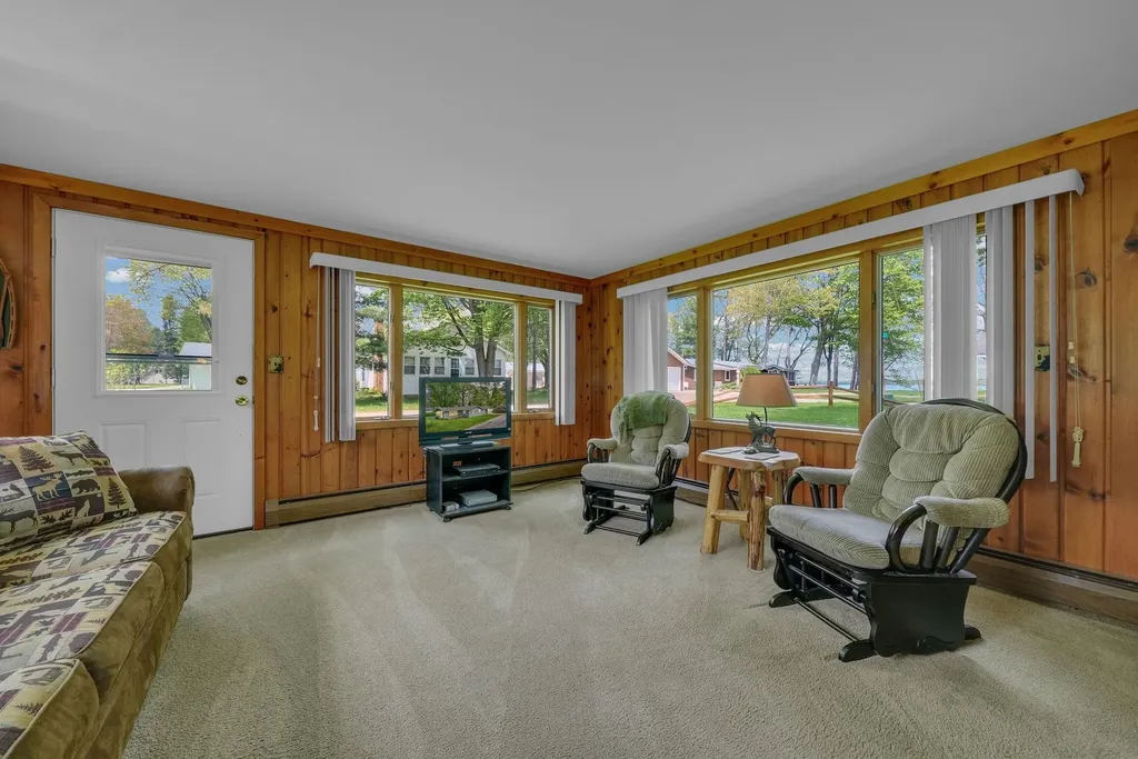1849 S Goldenrod Lake Township MI 49651