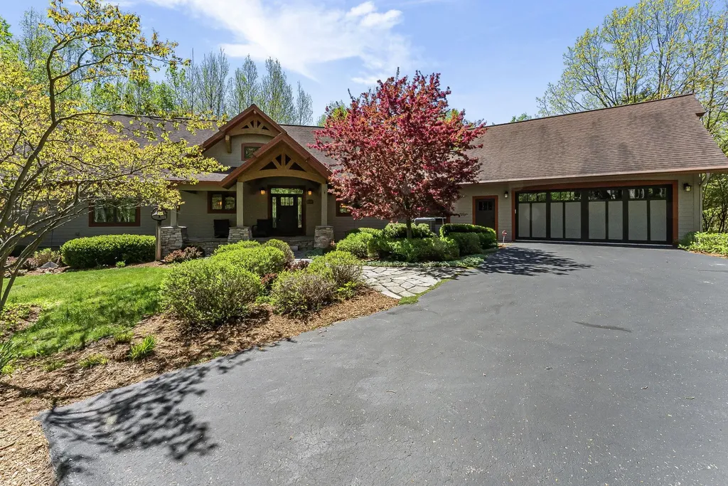 9697 Herkelrath Road Onekama Township MI 49675