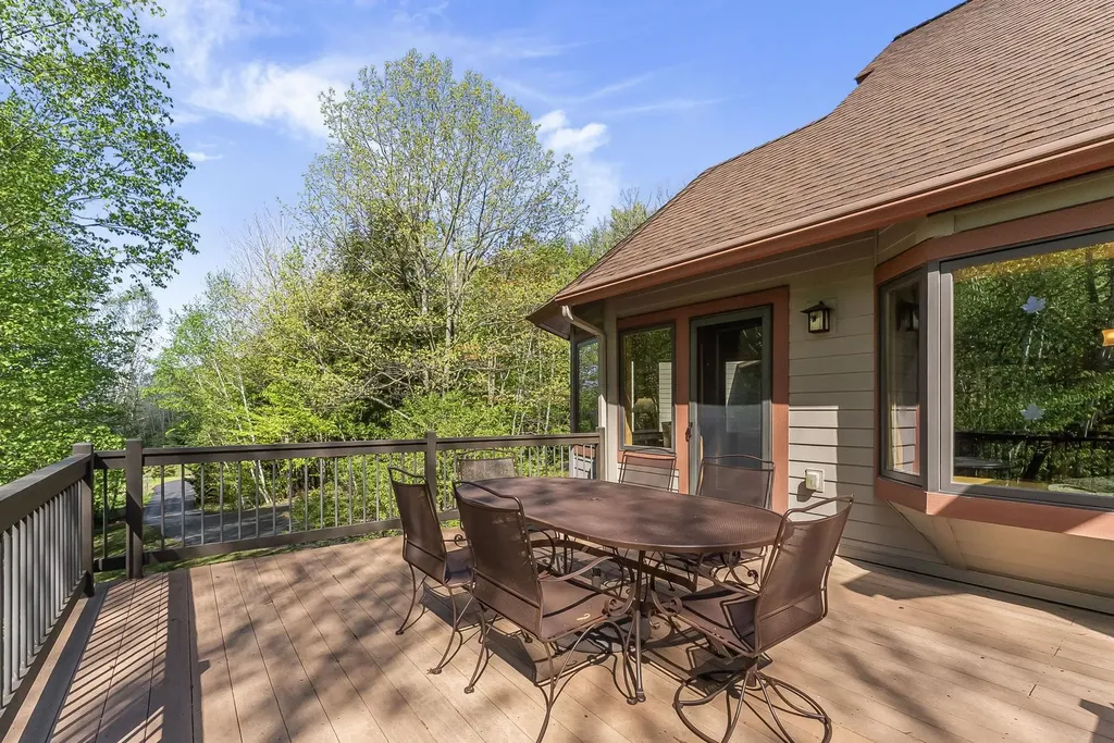 9697 Herkelrath Road Onekama Township MI 49675