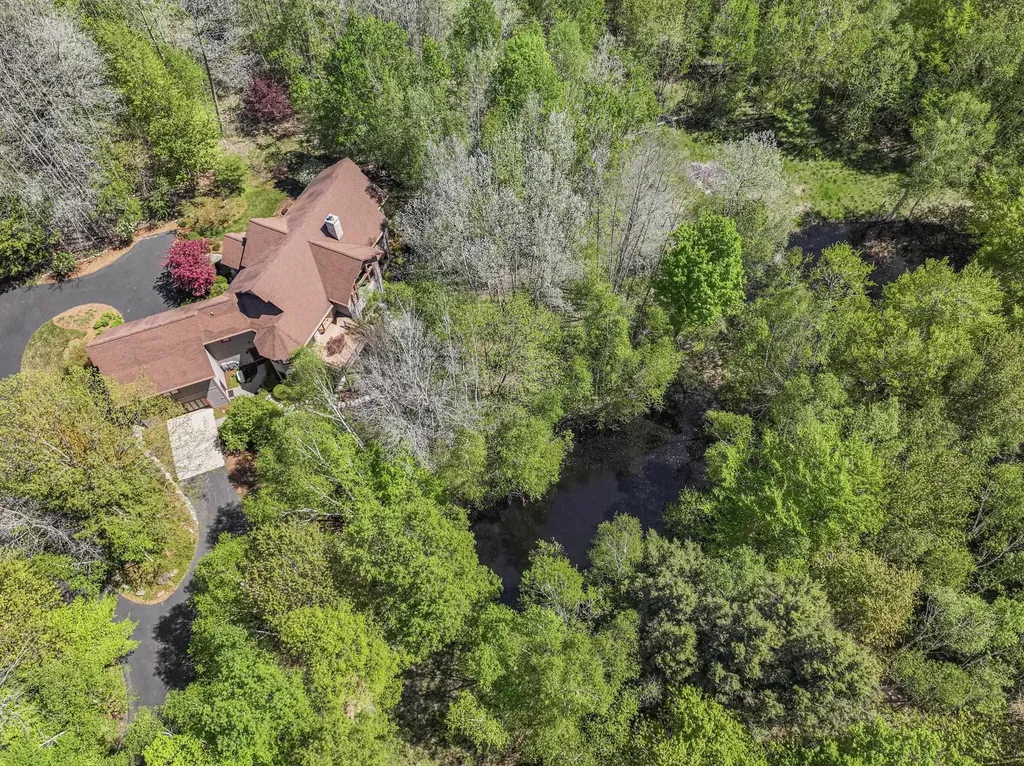 9697 Herkelrath Road Onekama Township MI 49675