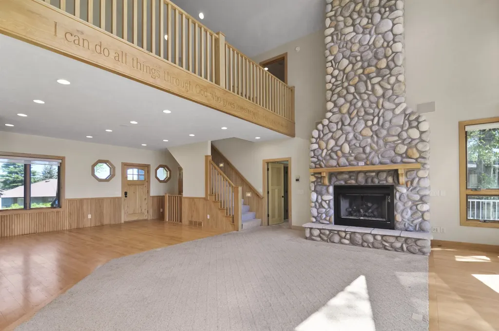 8885 W Isle Drive Elk Township MI 49644