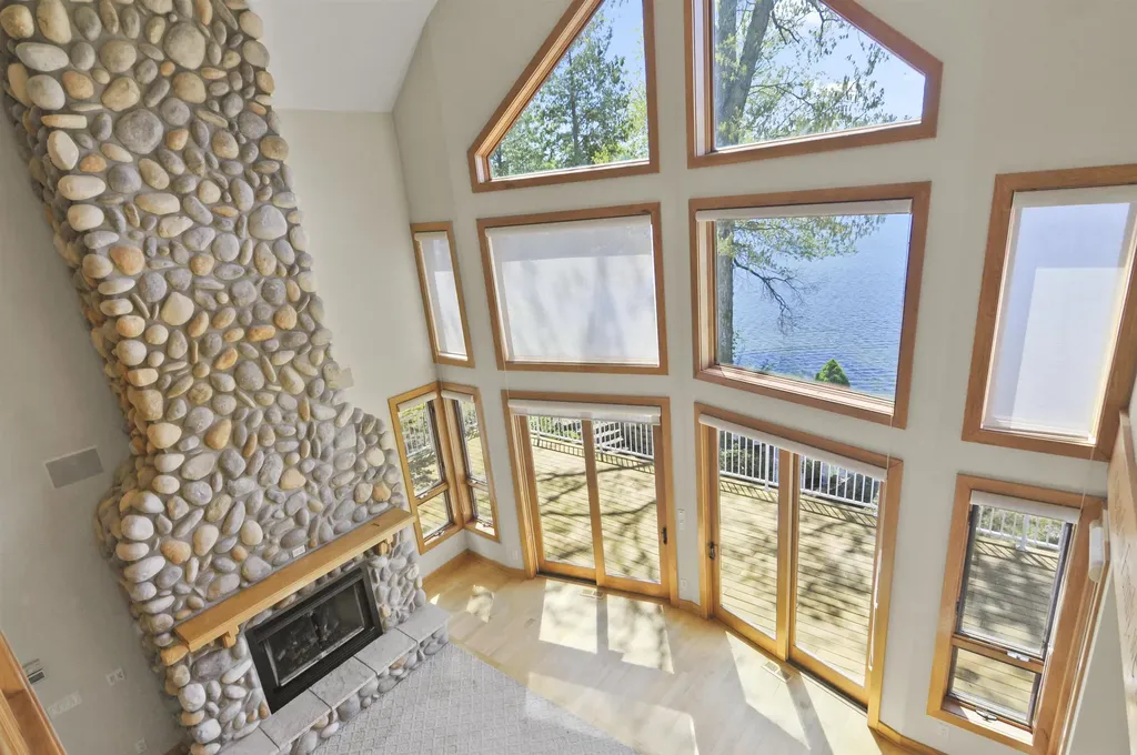 8885 W Isle Drive Elk Township MI 49644