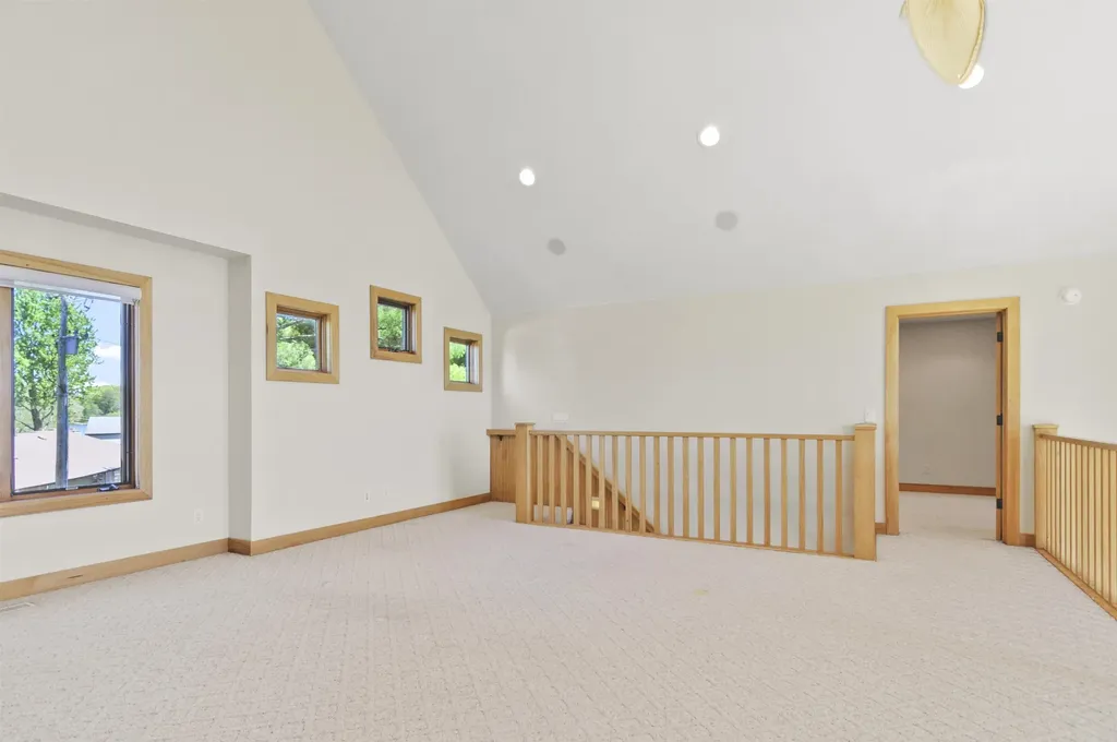 8885 W Isle Drive Elk Township MI 49644