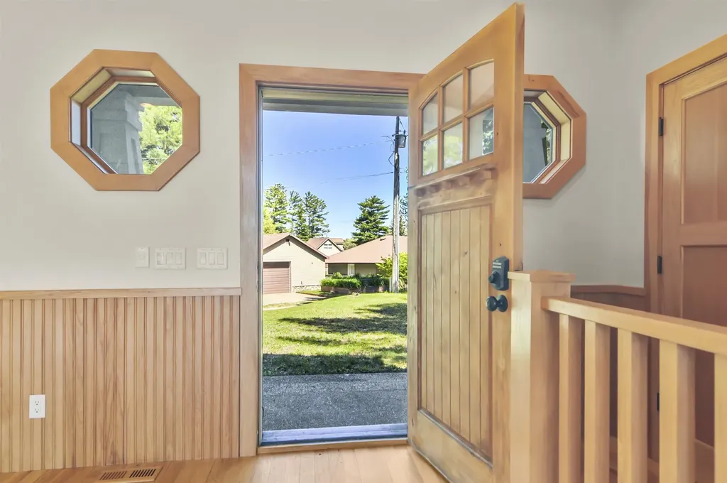 8885 W Isle Drive Elk Township MI 49644