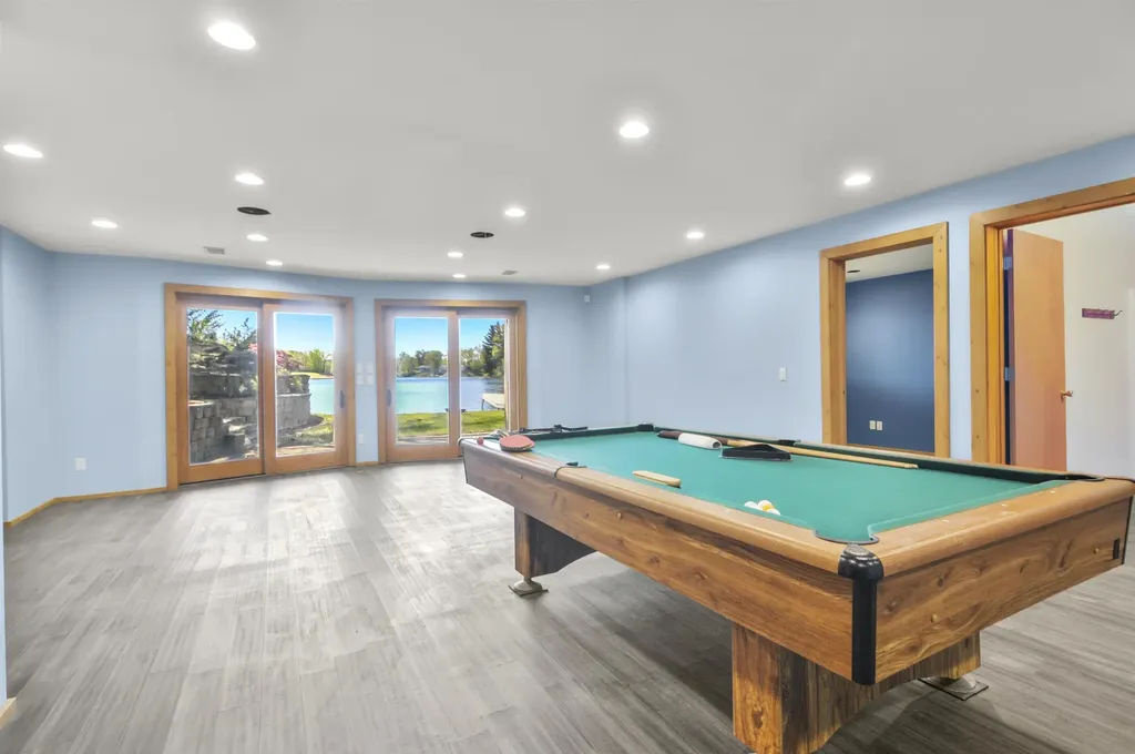 8885 W Isle Drive Elk Township MI 49644