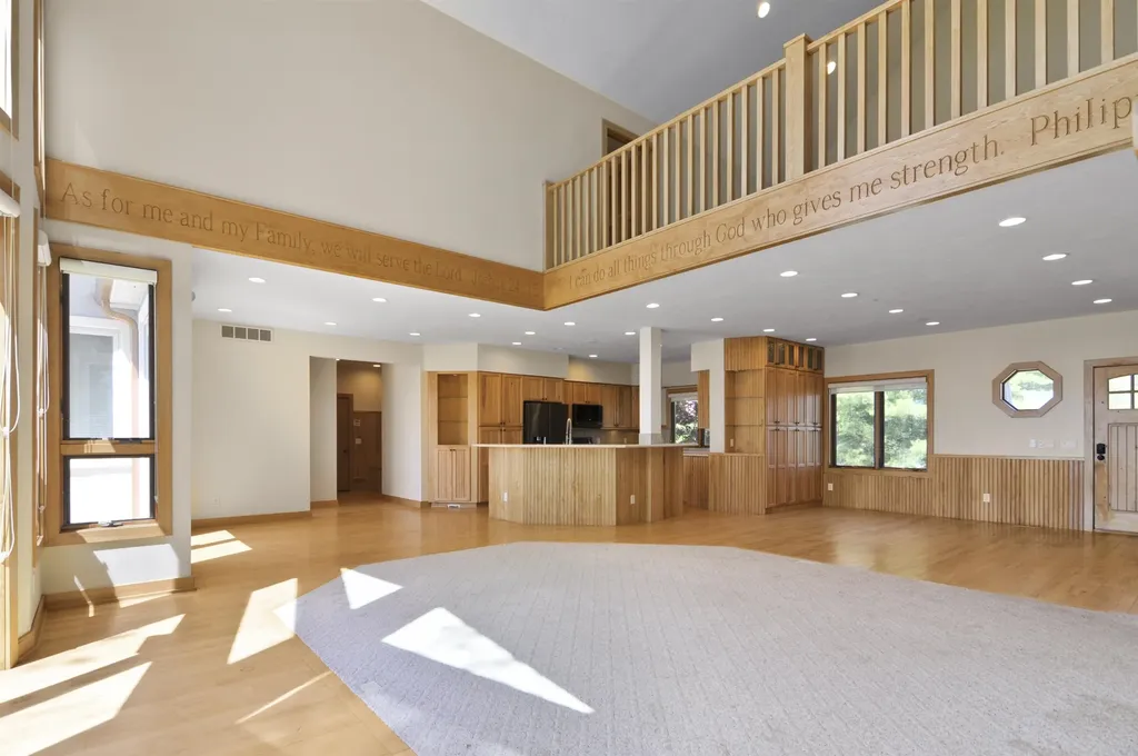 8885 W Isle Drive Elk Township MI 49644