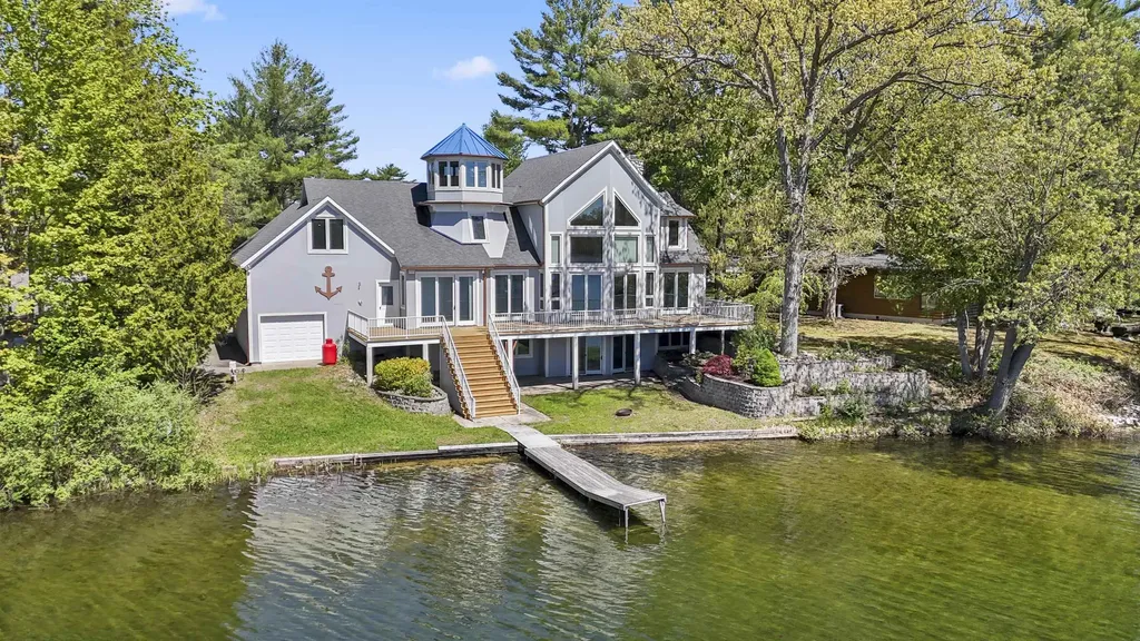 8885 W Isle Drive Elk Township MI 49644