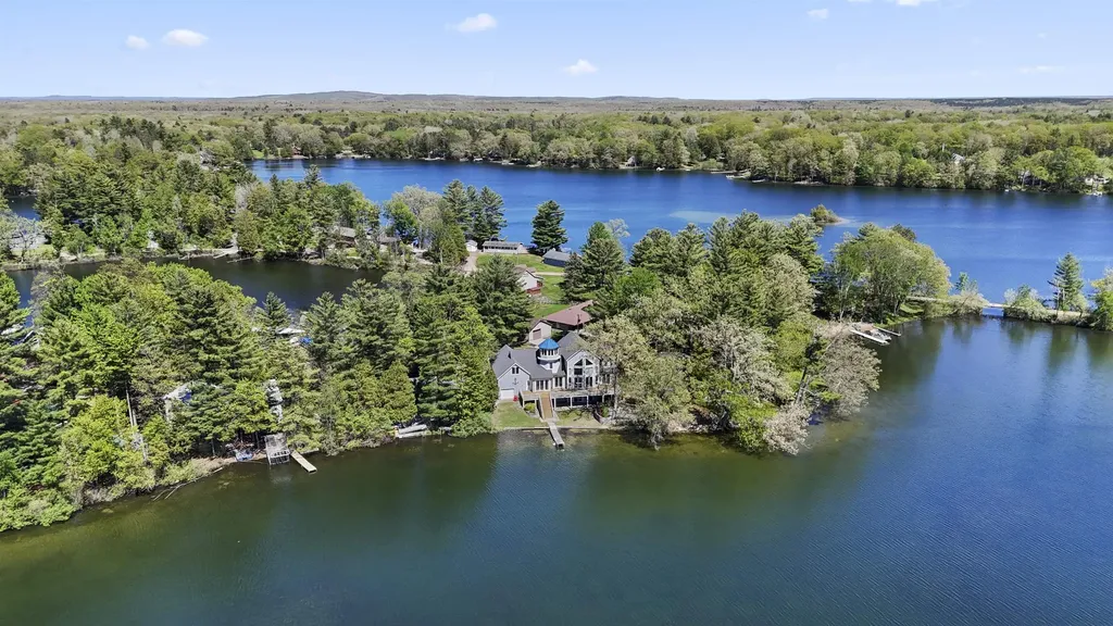 8885 W Isle Drive Elk Township MI 49644