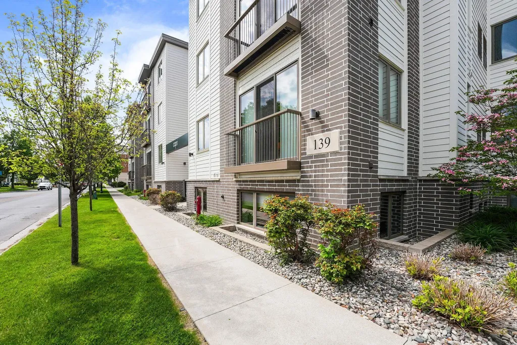 135 E Eighth Street Traverse City City MI 49684