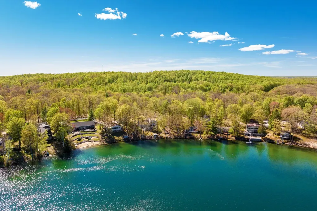 6826 Little Twin Lake Road NE Coldsprings Township MI 49659