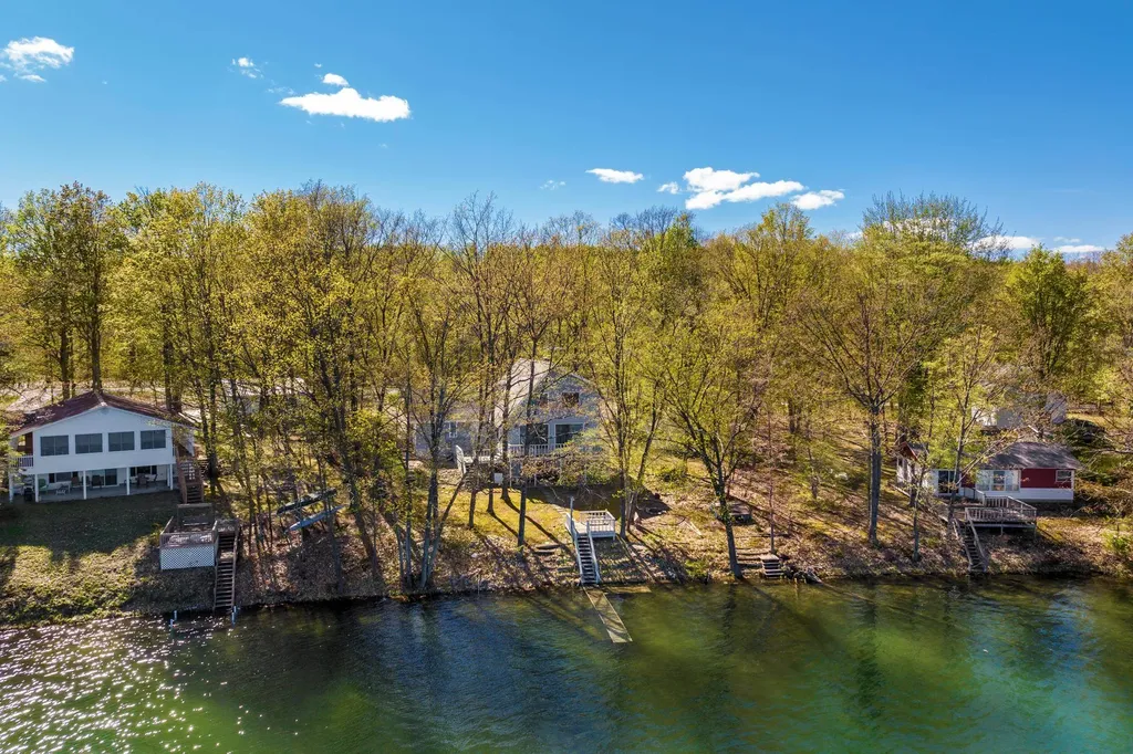 6826 Little Twin Lake Road NE Coldsprings Township MI 49659