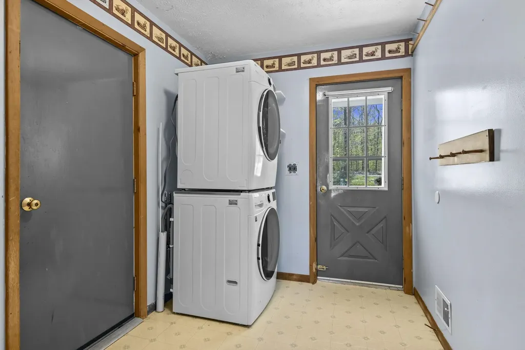 6826 Little Twin Lake Road NE Coldsprings Township MI 49659