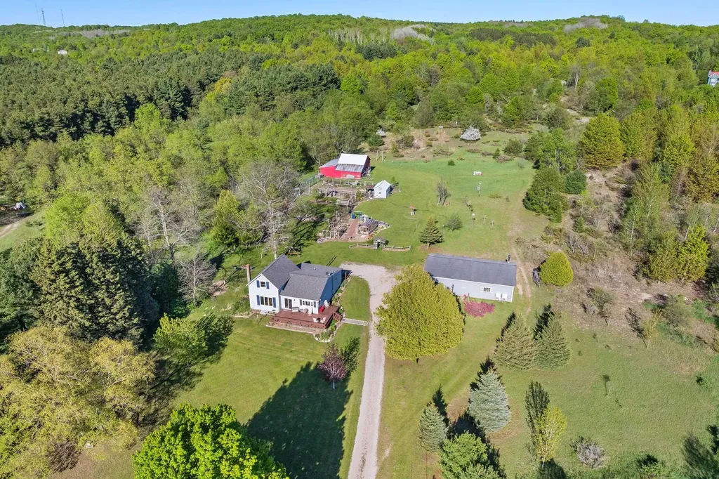 2389 Paul Rose Road Gilmore Township MI 49635