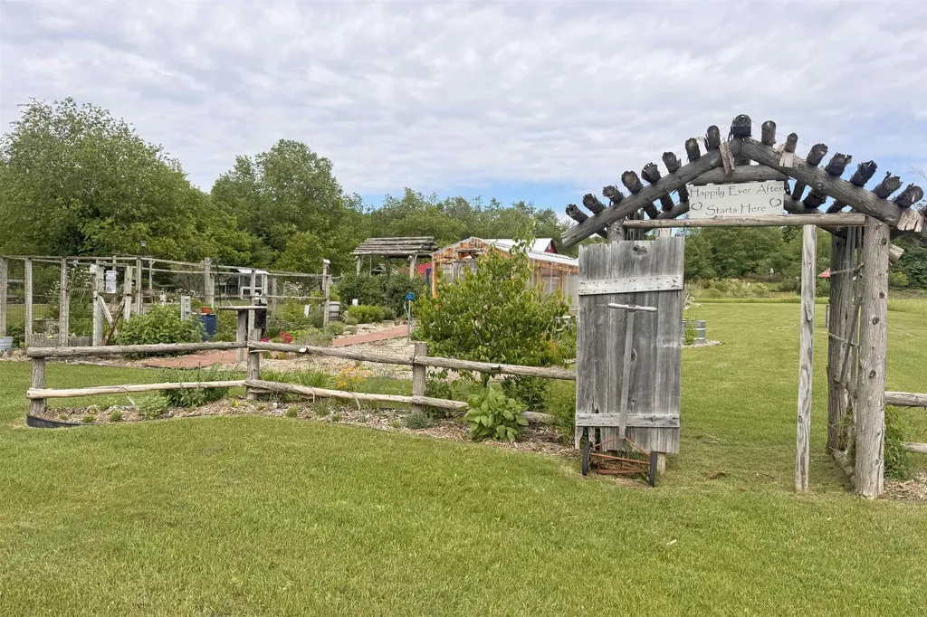 2389 Paul Rose Road Gilmore Township MI 49635