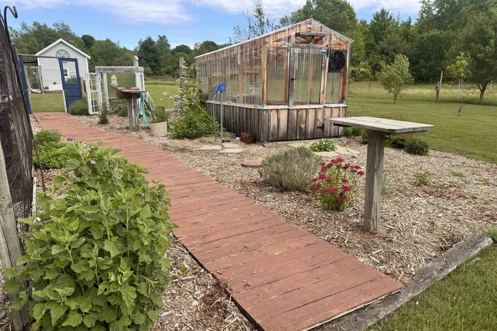 2389 Paul Rose Road Gilmore Township MI 49635