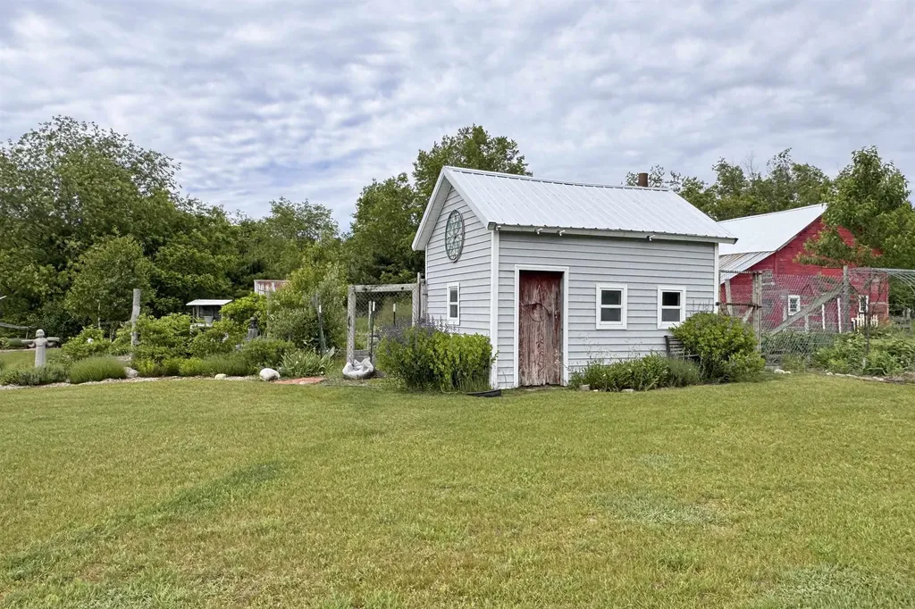 2389 Paul Rose Road Gilmore Township MI 49635