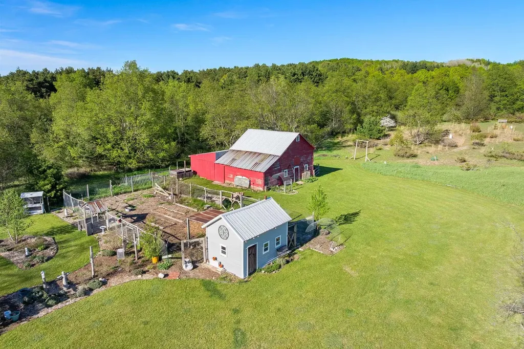 2389 Paul Rose Road Gilmore Township MI 49635