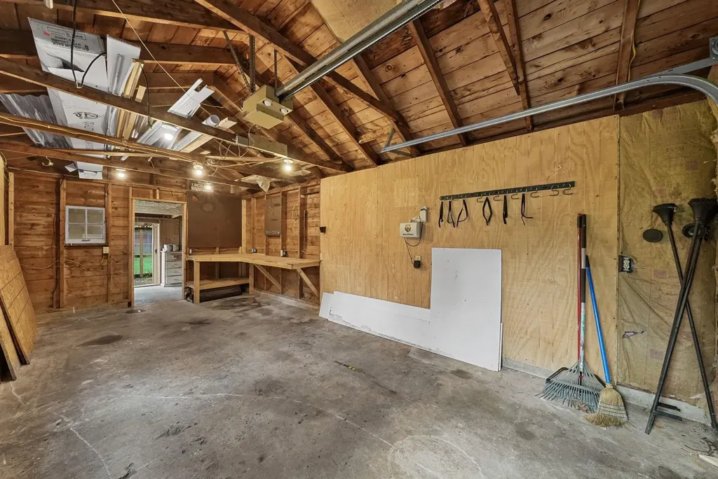 522 Cromwell Drive Traverse City City MI 49686