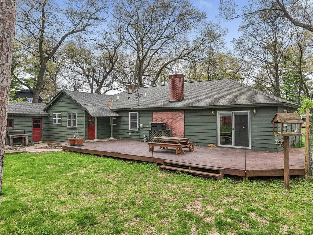 522 Cromwell Drive Traverse City City MI 49686