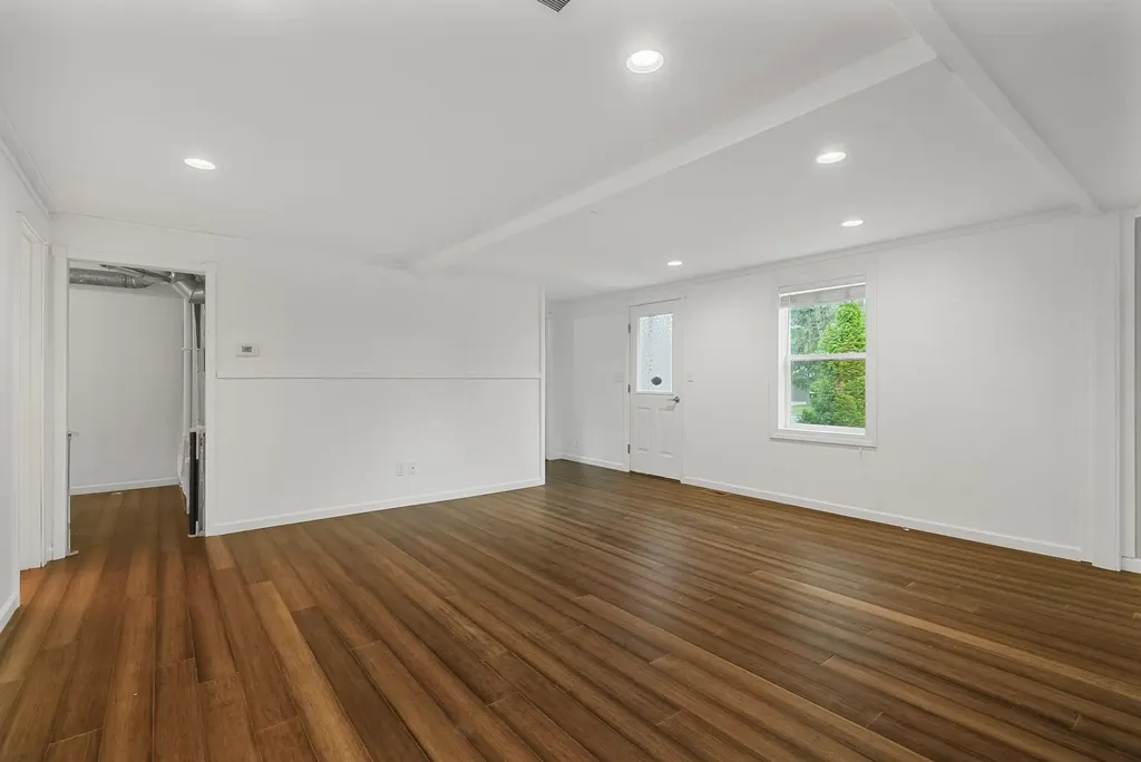 522 Cromwell Drive Traverse City City MI 49686