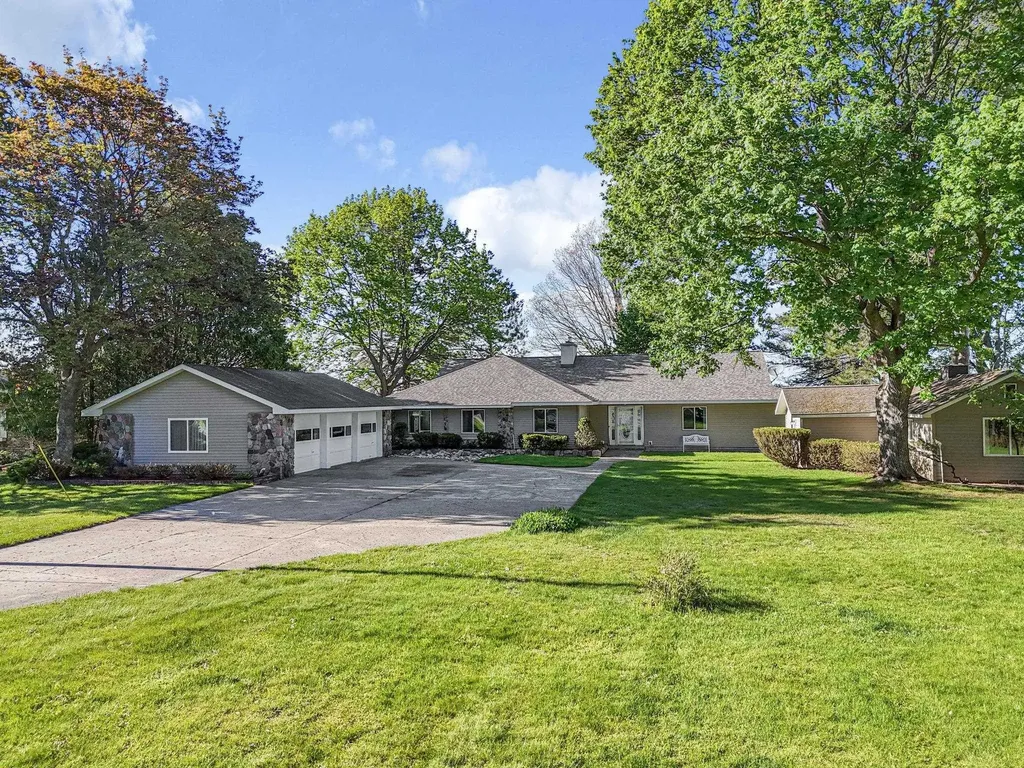 1016 Sunnyside Drive Wexford Township MI 49601