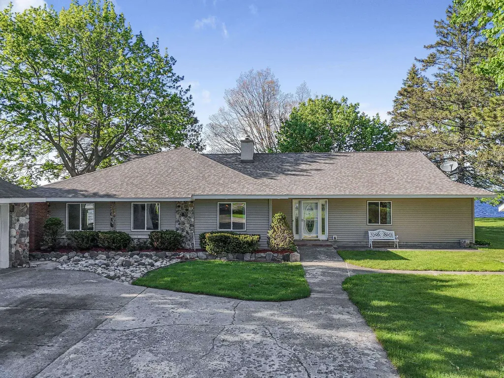 1016 Sunnyside Drive Wexford Township MI 49601