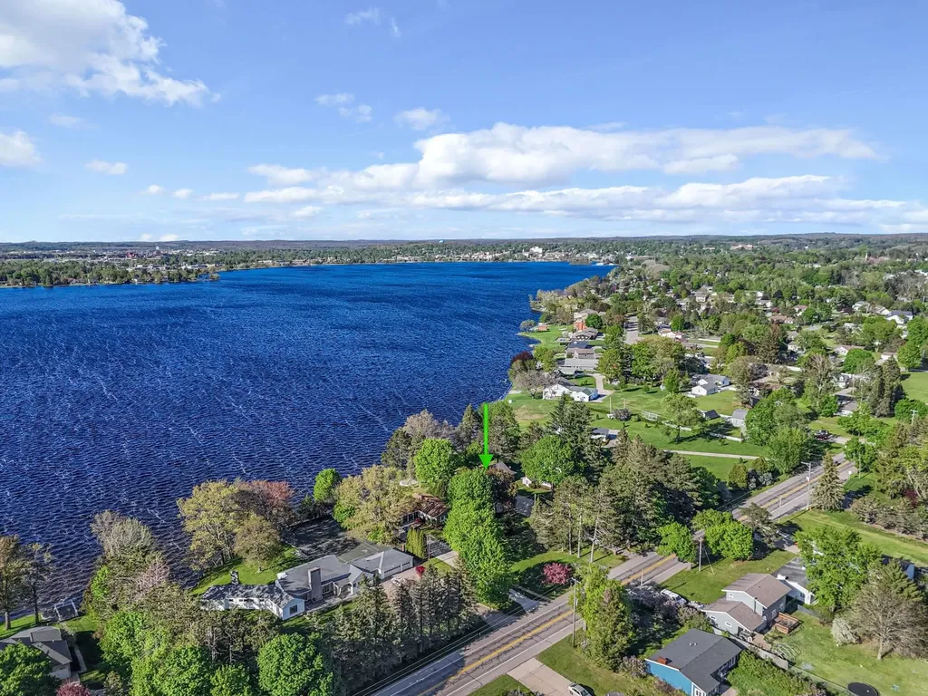 1016 Sunnyside Drive Wexford Township MI 49601
