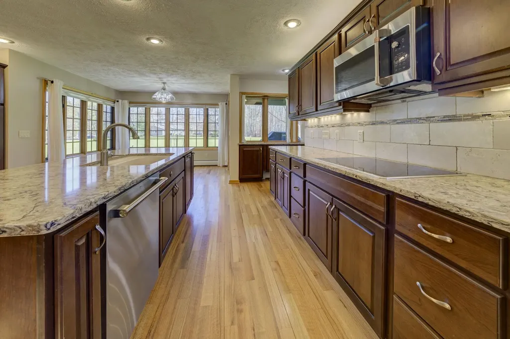 12535 Bluff Road Peninsula Township MI 49686