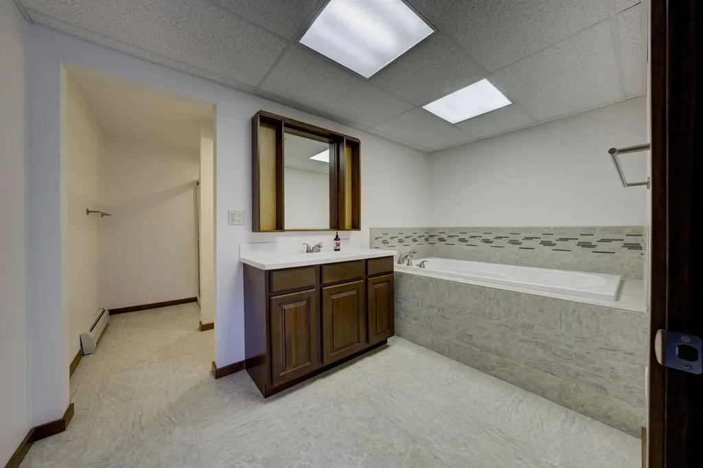 12535 Bluff Road Peninsula Township MI 49686